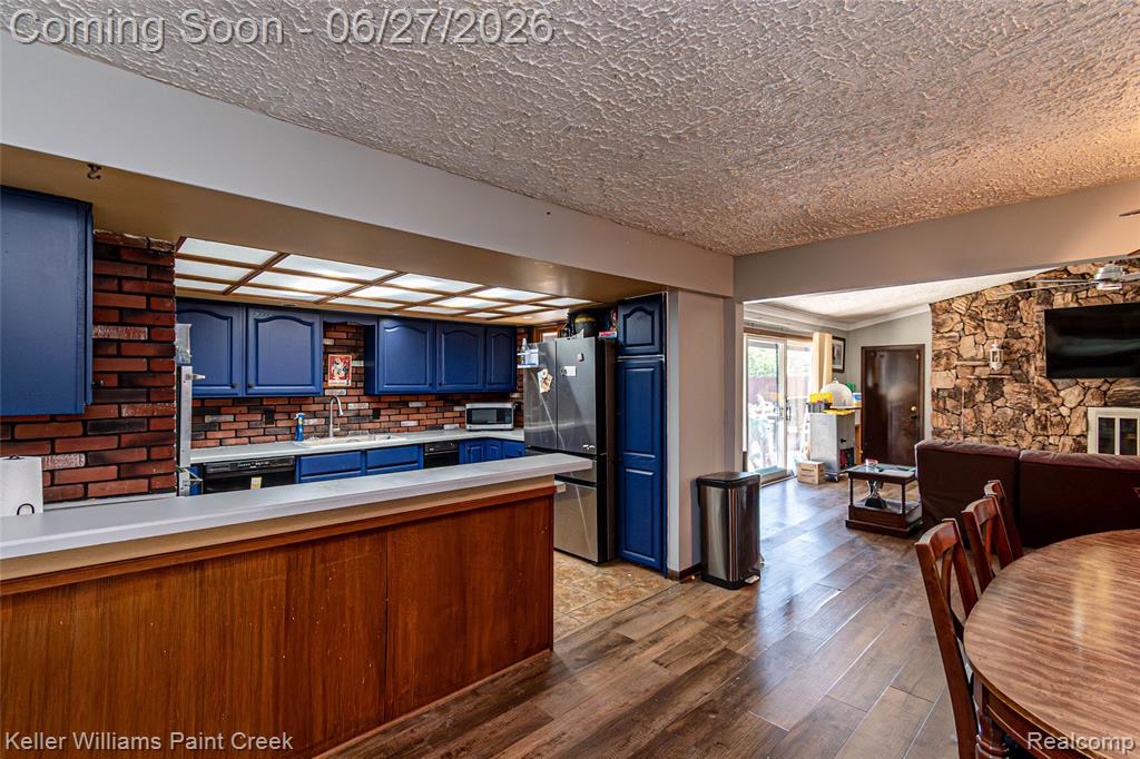 20510 Luna Street, Clinton Twp, MI 48035 — Photo 9
