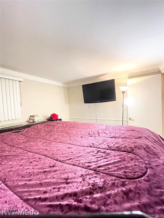 9979 Berwyn, Redford, MI 48239 — Photo 16