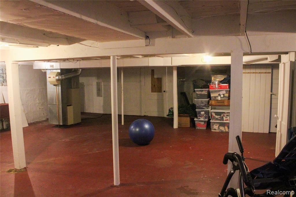 118 Commercial Street, Chesaning, MI 48616 — Photo 28