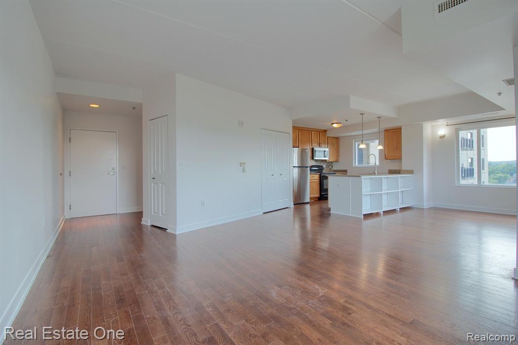 111 N Ashley 810, Ann Arbor, MI 48104 — Photo 8