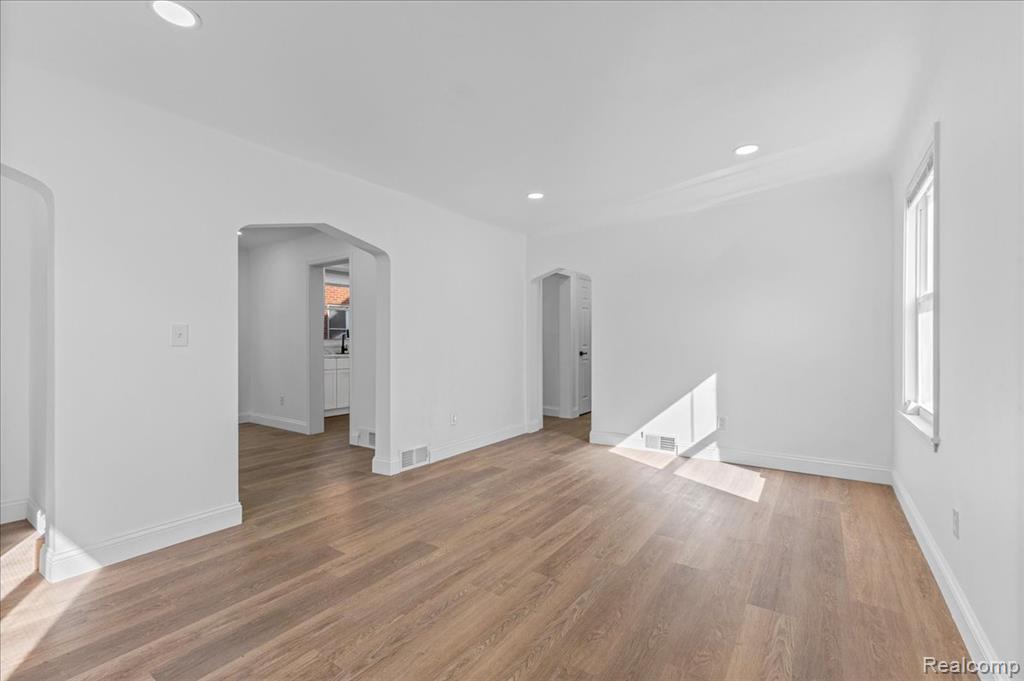 11729 Sanford Street, Detroit, MI 48205 — Photo 4