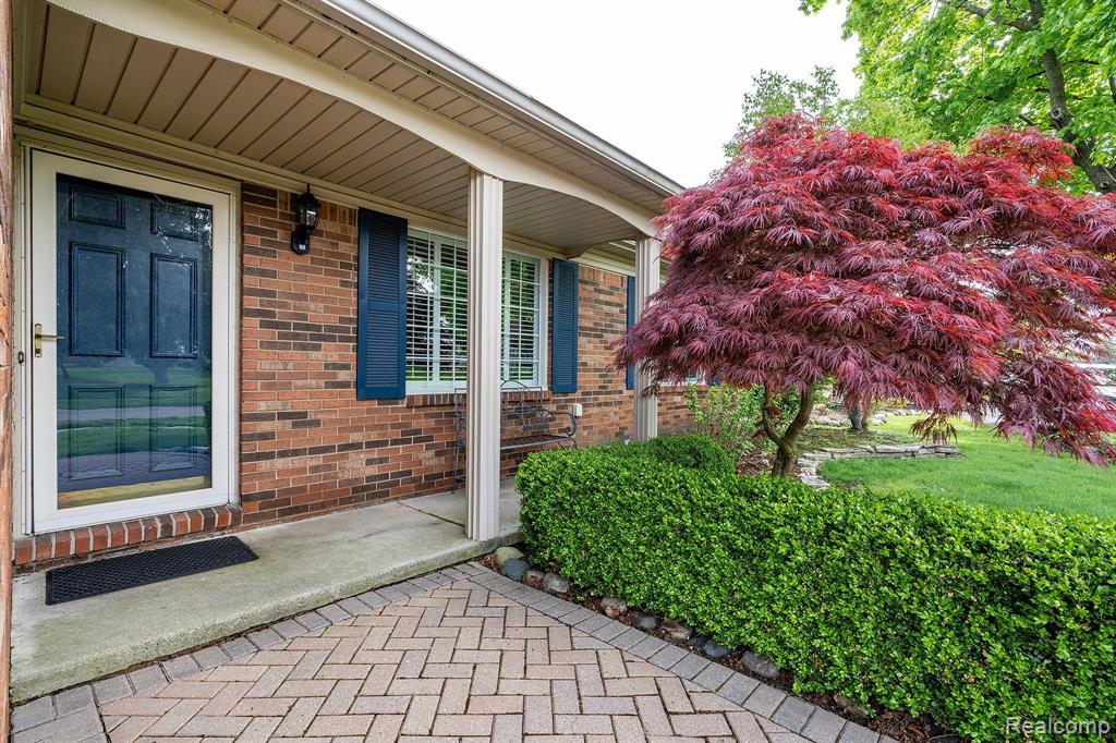 6228 ATKINS Drive, Troy, MI 48085 — Photo 3