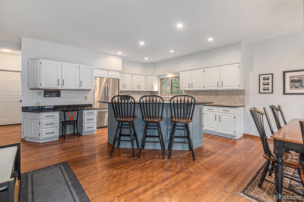 5895 Meadows Drive, Clarkston, MI 48348 — Photo 16