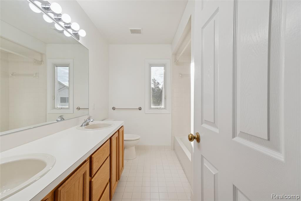 47691 Royal Pointe Drive, Canton, MI 48187 — Photo 29