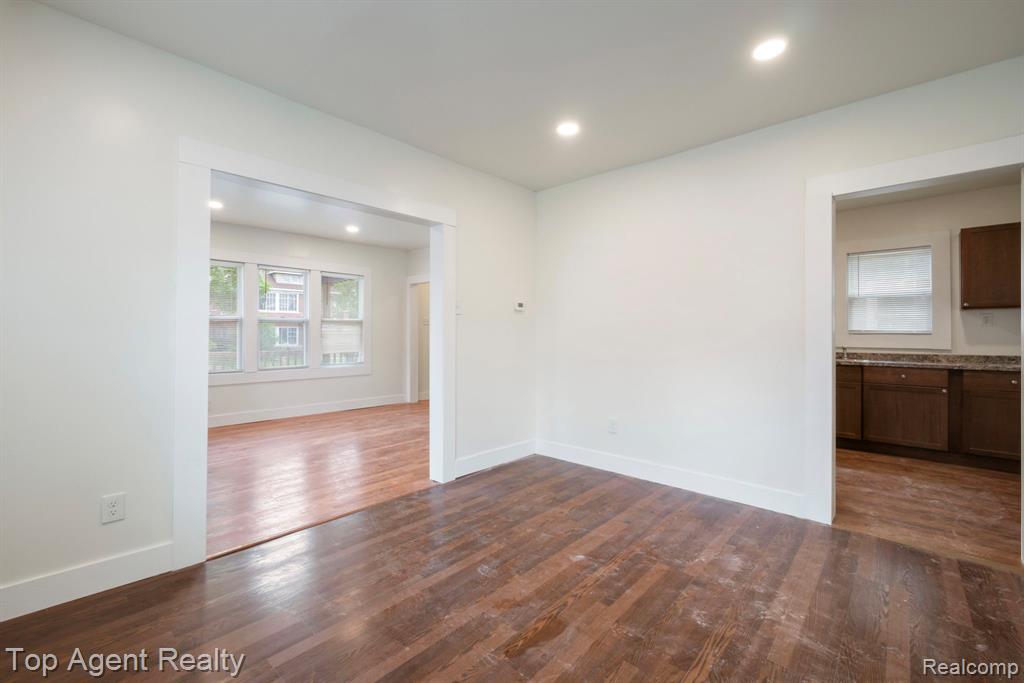 615 W Hollywood, Highland Park, MI 48203 — Photo 7