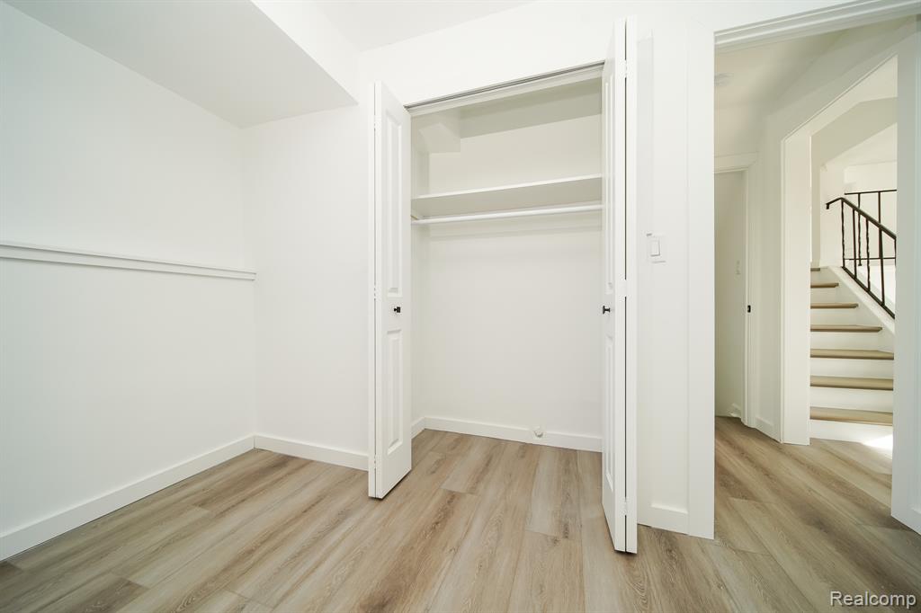 4060 Franklin Park Drive, Sterling Heights, MI 48310 — Photo 61