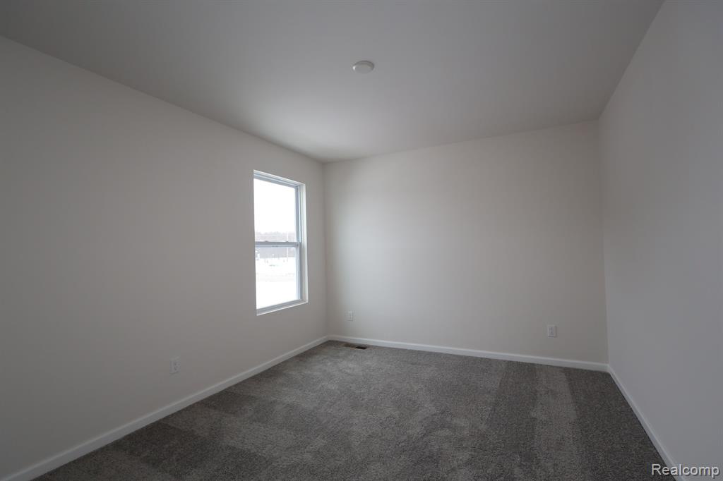 54854 Heron Circle, New Baltimore, MI 48047 — Photo 22