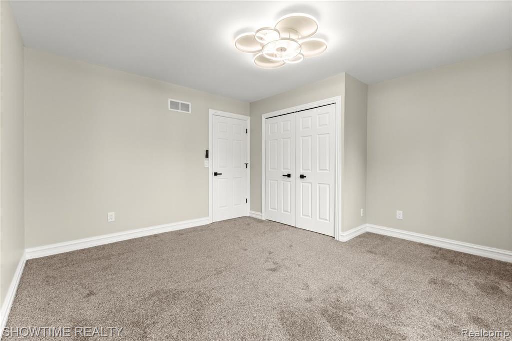 53650 Cherrywood Drive, Shelby Twp, MI 48315 — Photo 45