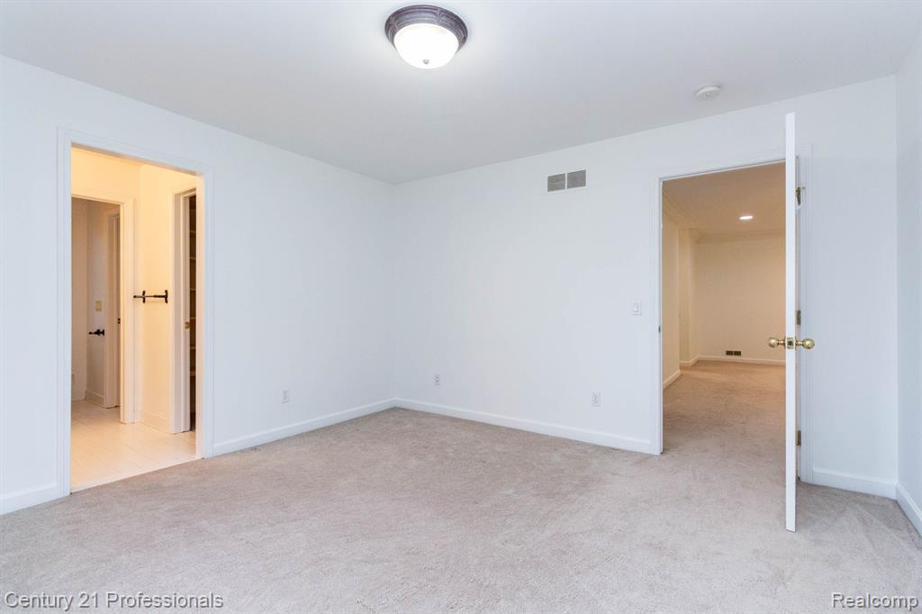 685 Dornoch Drive, Ann Arbor, MI 48103 — Photo 29