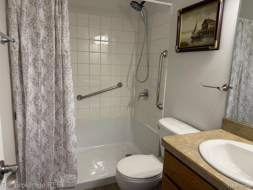 9133 PEMBROOK Drive, Davison, MI 48423 — Photo 14