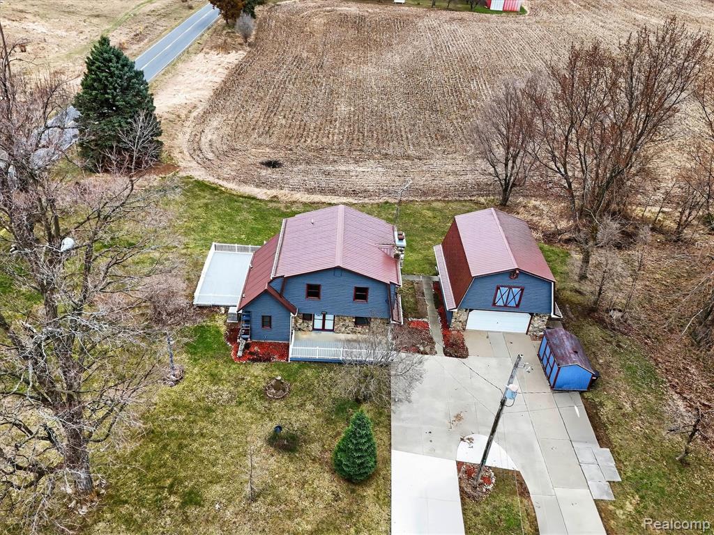 992 W Bennington Road, Owosso, MI 48867 — Photo 56