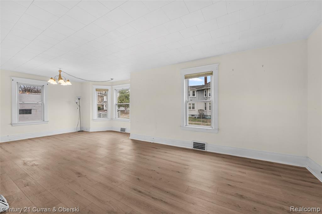 902 S Washington Avenue, Royal Oak, MI 48067 — Photo 5