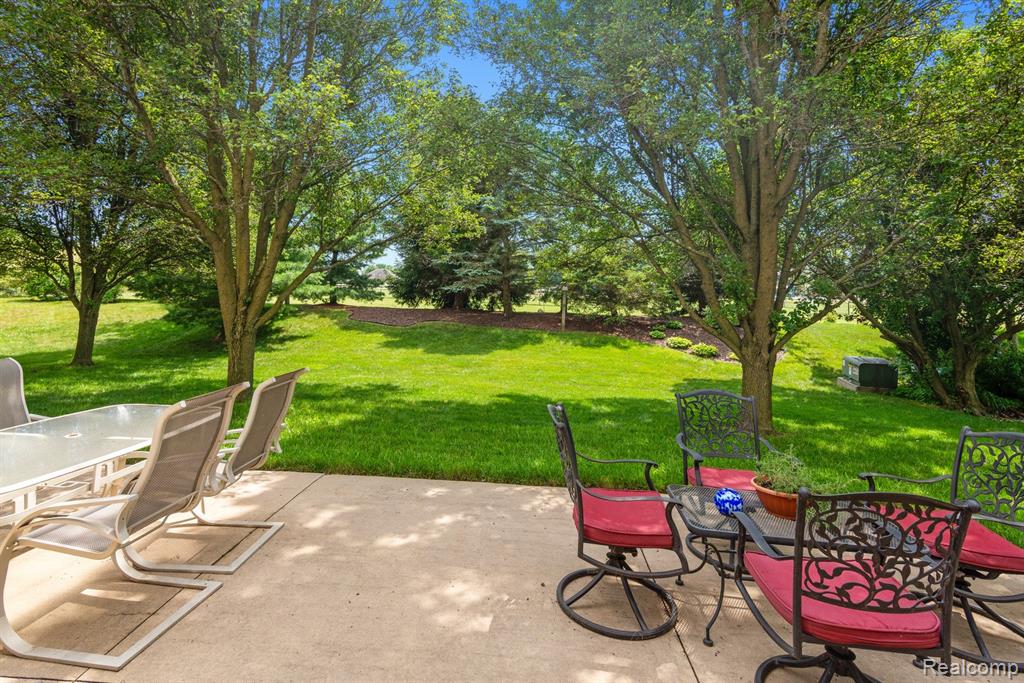 53821 Blakely Court, New Baltimore, MI 48047 — Photo 30