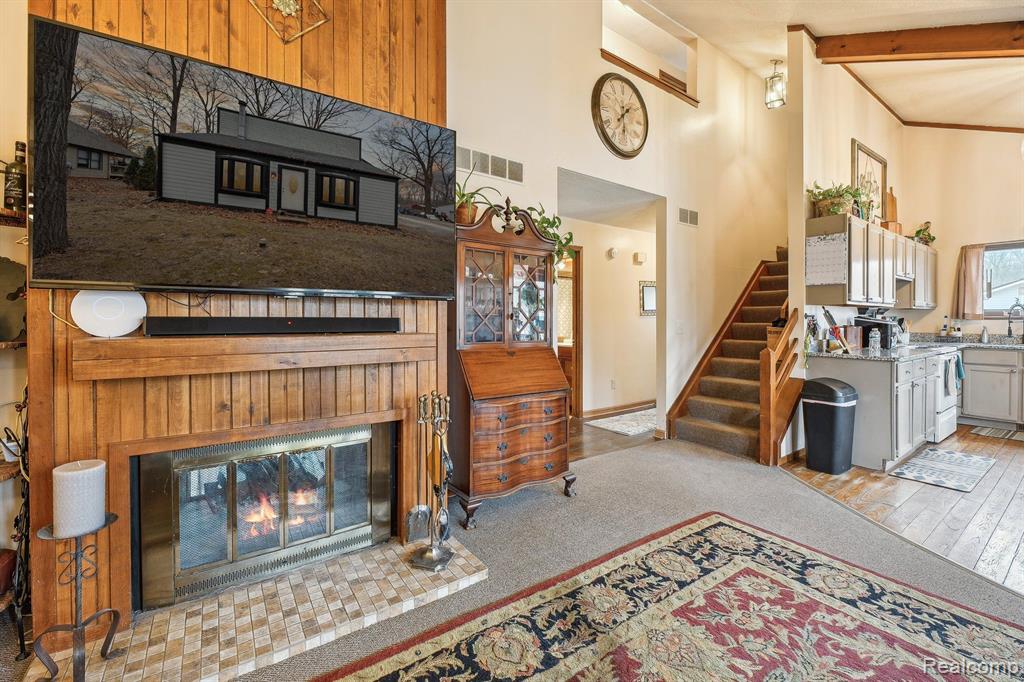 6491 WOODLAND Road, Whitmore Lake, MI 48189 — Photo 10