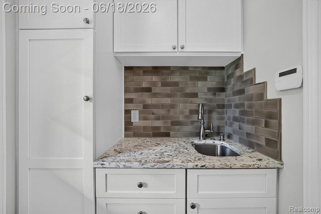 49515 Taft Lane, Canton, MI 48188 — Photo 24