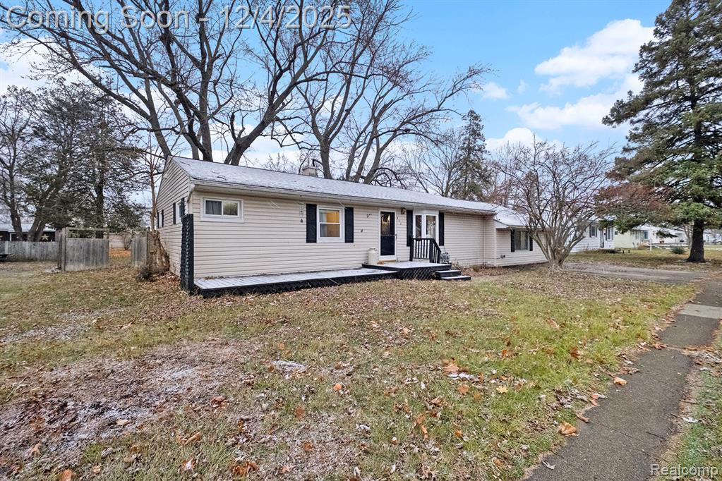 802 Richard Street, Holly, MI 48442 — Photo 3