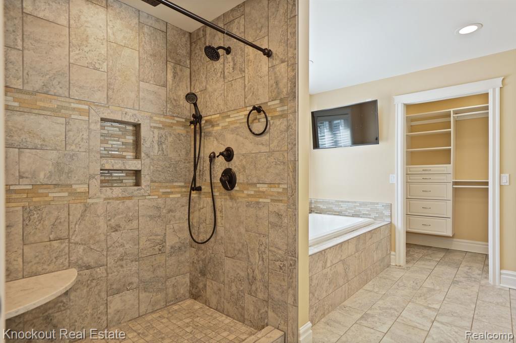705 W Tuscola Street, Frankenmuth, MI 48734 — Photo 30