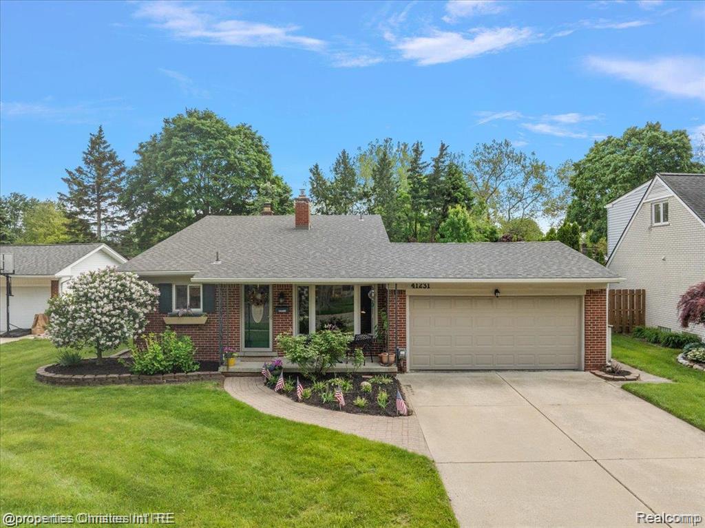 41231 GREENBRIAR Lane, Plymouth, MI 48170 — Photo 4