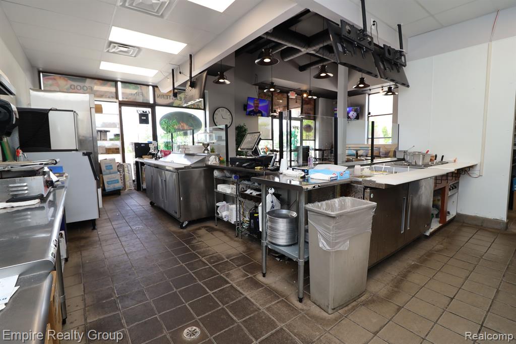 41490 GRAND RIVER Avenue, Suite A, Novi, MI — Photo 14