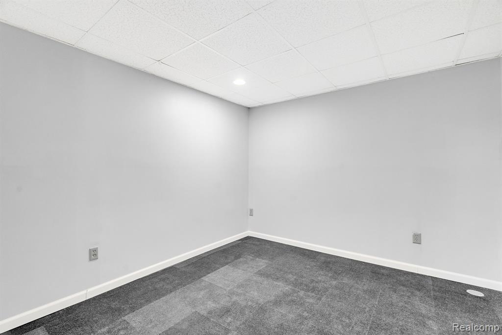 3176 Yorkshire Drive, Port Huron, MI 48060 — Photo 35
