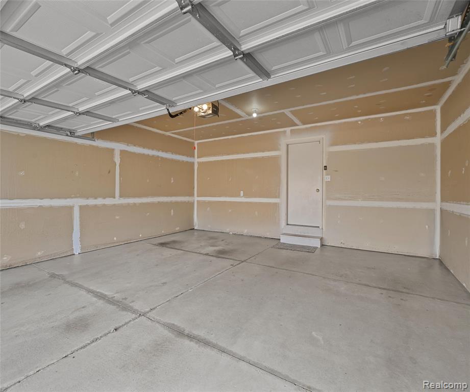 4090 Brighton Lane, 91, Canton, MI 48188 — Photo 29