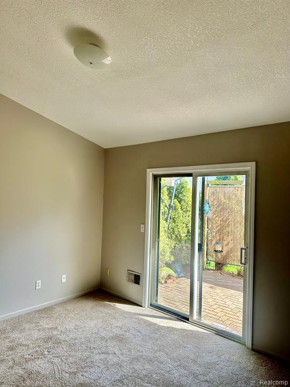 23459 WAGAR CT, 149, Trenton, MI 48183 — Photo 12