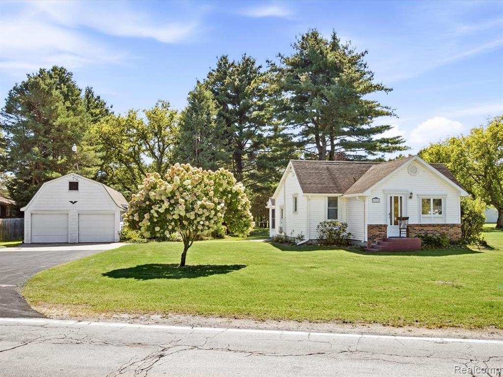 4369 Atkins Road, Port Huron, MI 48060