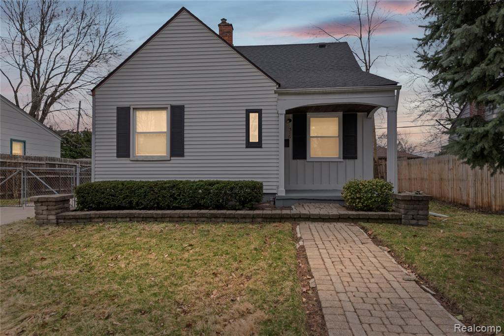 516 E Granet Avenue, Hazel Park, MI 48030 — front exterior