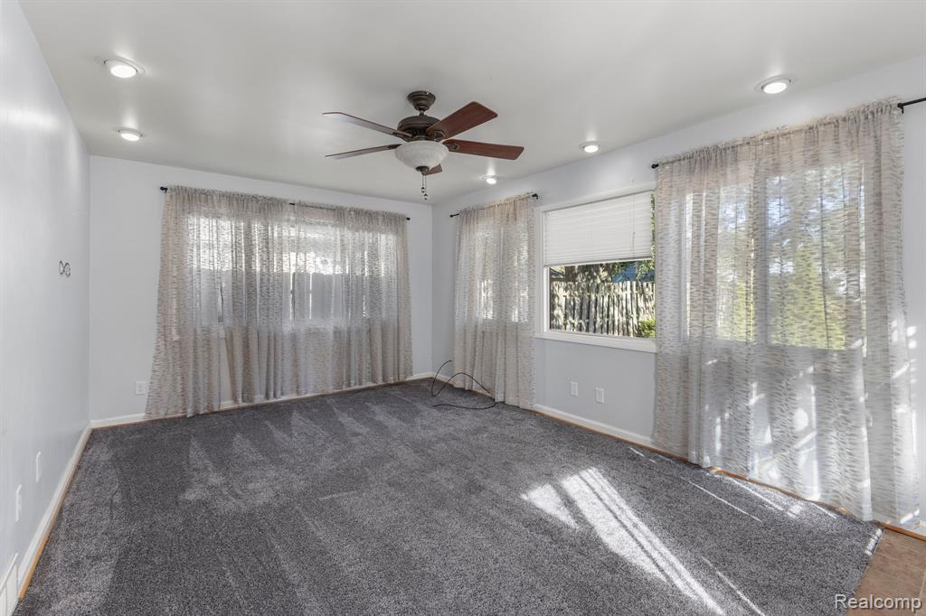 5101 CLIPPERT Street, Dearborn Heights, MI 48125 — Photo 14