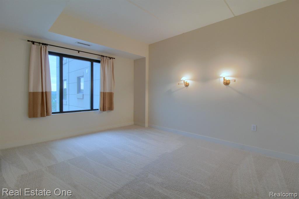 111 N ASHLEY Street, 611, Ann Arbor, MI 48104 — Photo 20