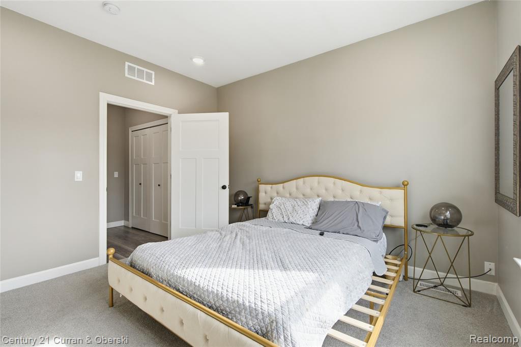 1241 E Woodward Heights Boulevard, Hazel Park, MI 48030 — Photo 17
