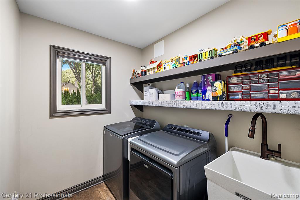 12120 SHAFFER Road, Davisburg, MI 48350 — Photo 46