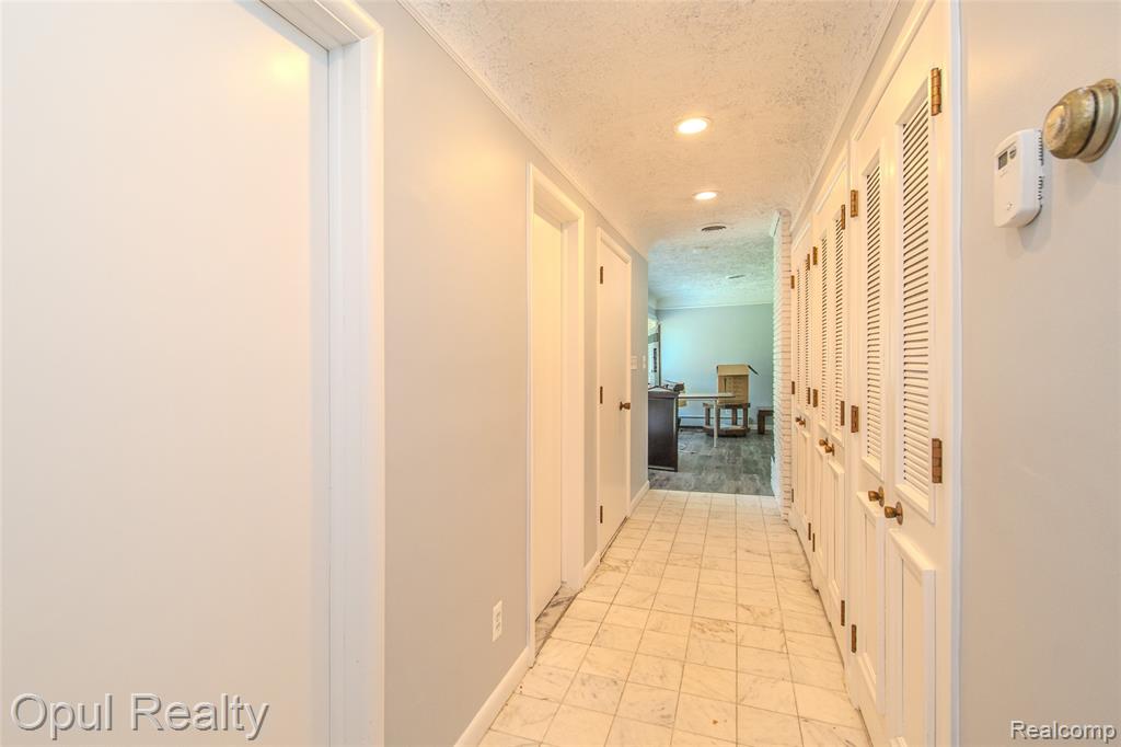 6455 Norham Road, Bloomfield Hills, MI 48301 — Photo 26