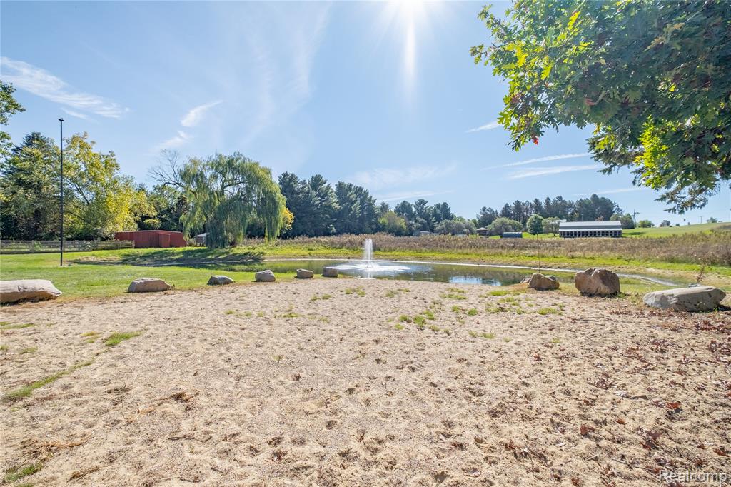4985 Hollenbeck Road, Columbiaville, MI 48421 — Photo 5