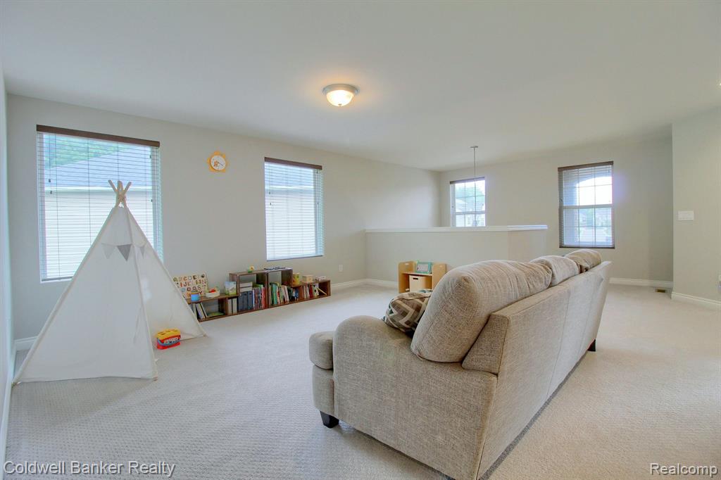 44298 BILLINGS Drive, Novi, MI 48377 — Photo 24