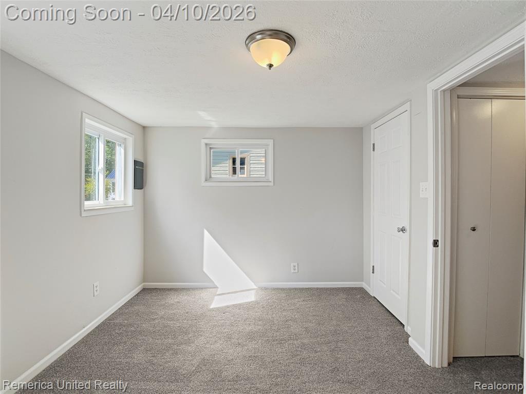 16431 Oak Hill Drive, Fenton, MI 48430 — Photo 35