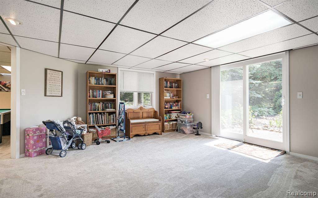 4096 Villager Dr Drive, Lake Orion, MI — Photo 38