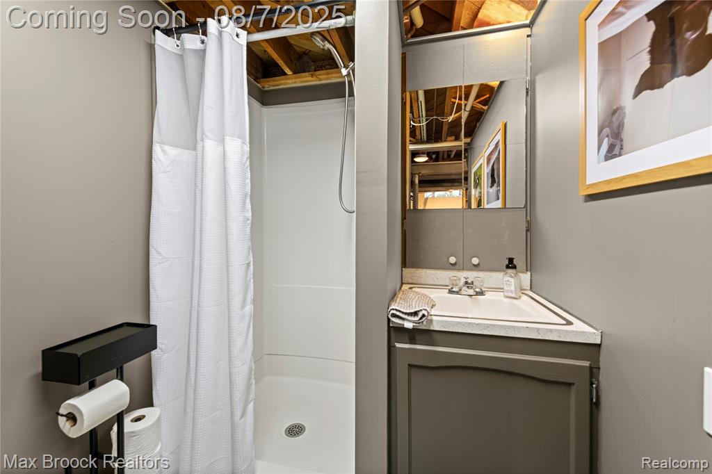 437 Meadow Lane, Rochester, MI 48307 — Photo 21