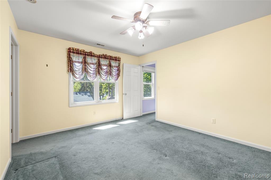 4333 Hunters Drive, Highland, MI 48356 — Photo 35