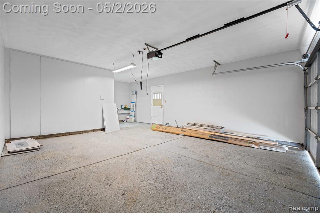 5 Snow Court, Dearborn, MI 48124 — Photo 36