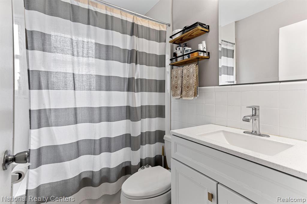 621 S Dorchester Avenue, Royal Oak, MI 48067 — Photo 13