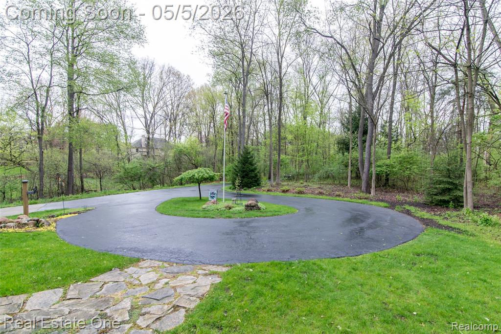 9474 Marshall Road, South Lyon, MI 48178 — Photo 2