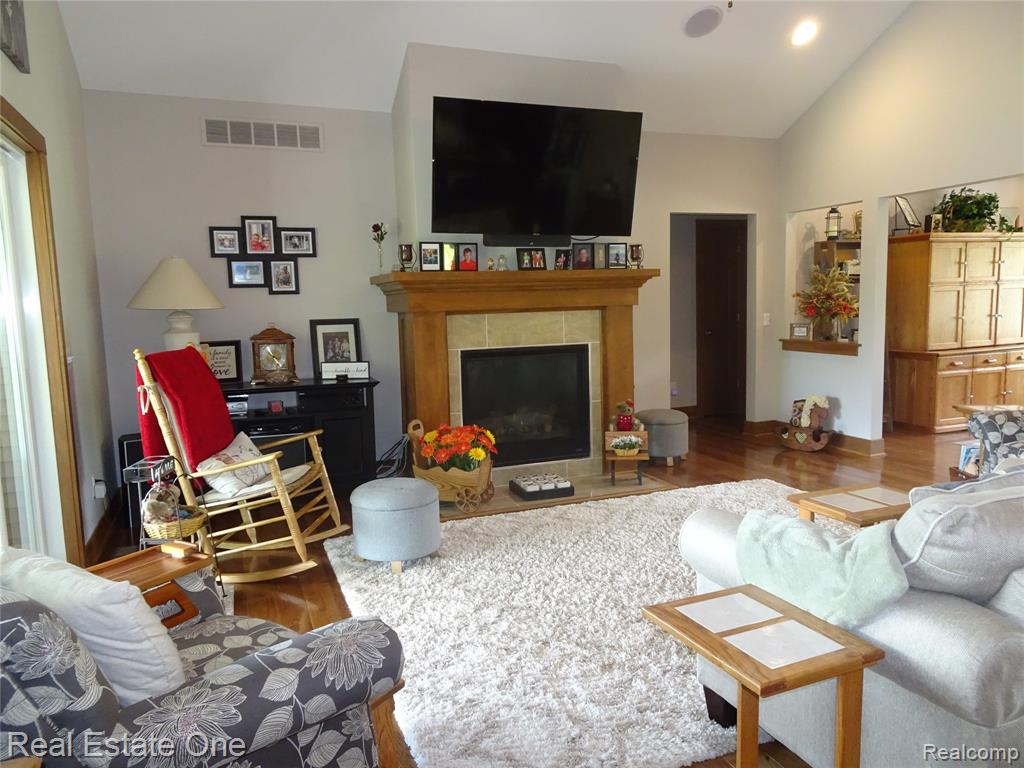 16130 TINDALL Road, Davisburg, MI 48350 — Photo 7