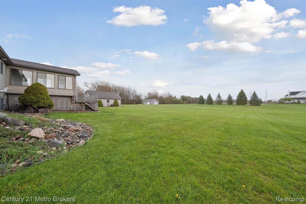 6452 E MAPLE Avenue, Grand Blanc, MI 48439 — Photo 44
