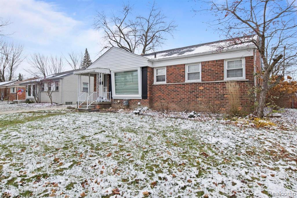 9911 OPORTO Street, Livonia, MI 48150 — Photo 4