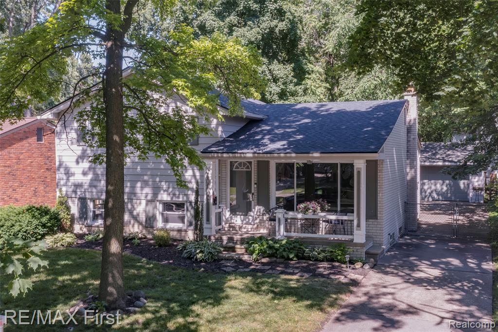 908 Marywood Drive, Royal Oak, MI 48067 — Photo 31