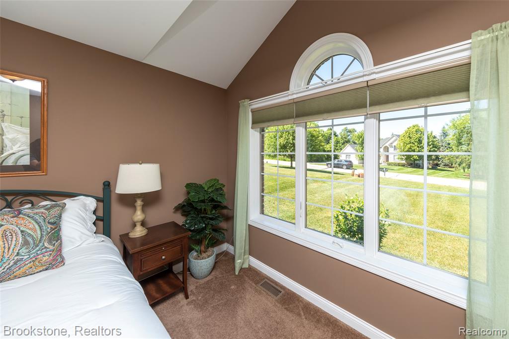 10295 Northridge Court, White Lake, MI — Photo 42