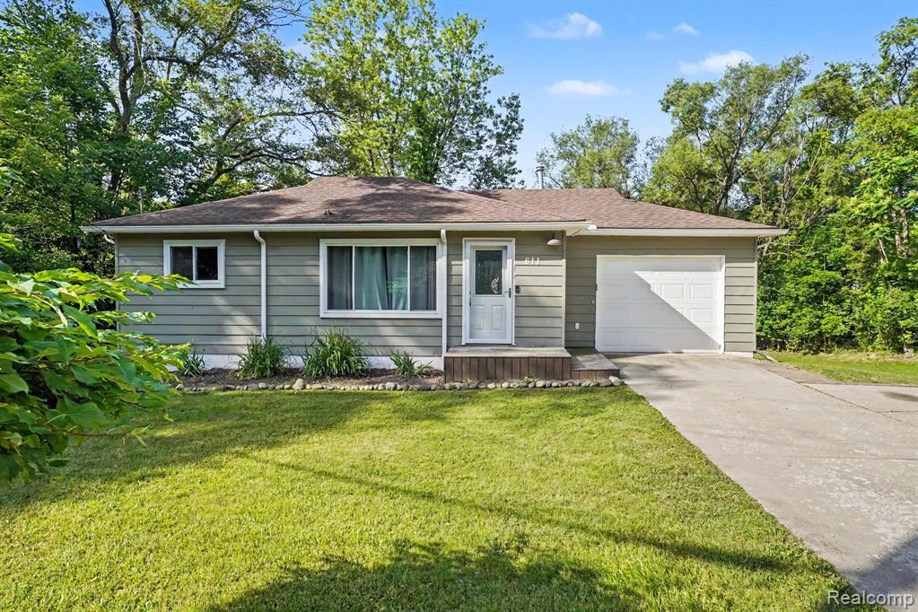 611 Bunny Run Boulevard, Lake Orion, MI 48362 — Photo 4