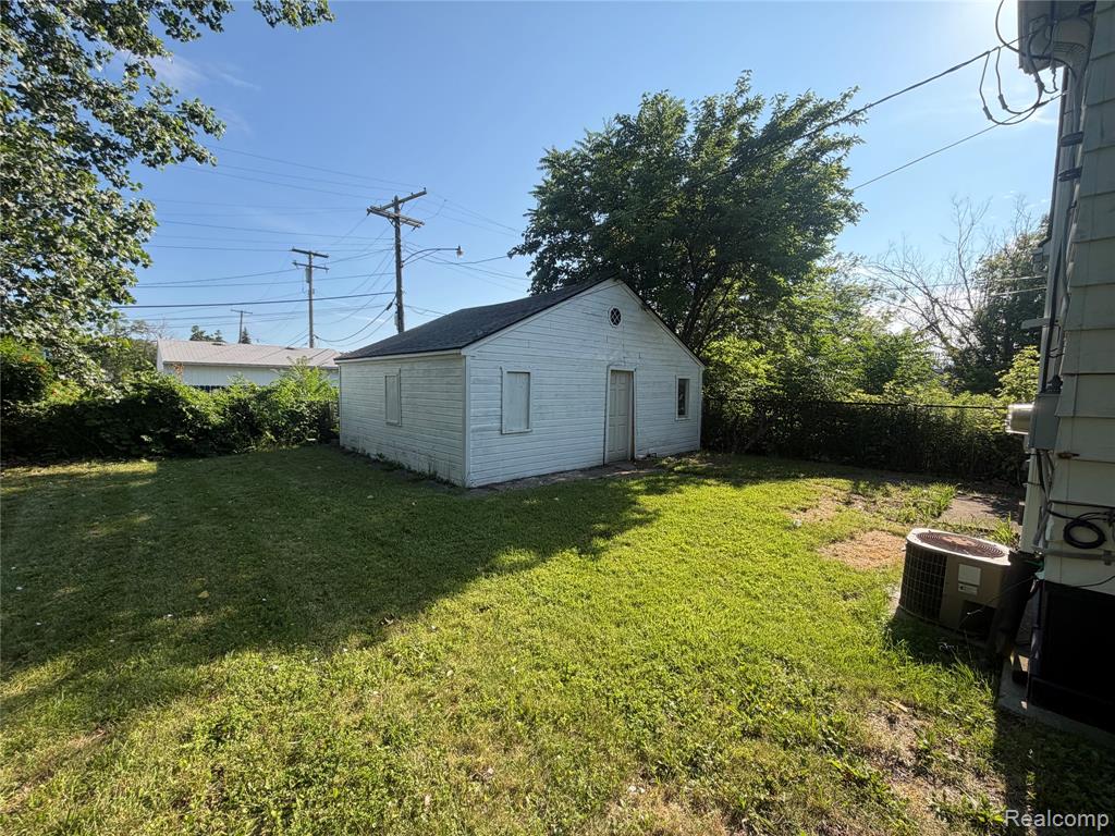 6023 Casmere Street, Hamtramck, MI 48212 — Photo 18