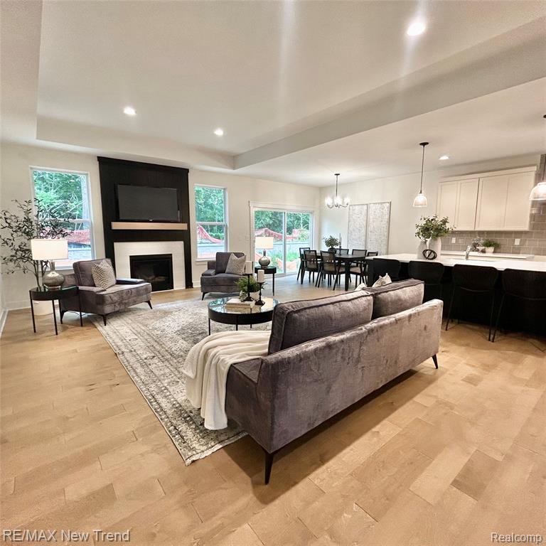 7825 Trailside Court, West Bloomfield, MI 48323 — Photo 4